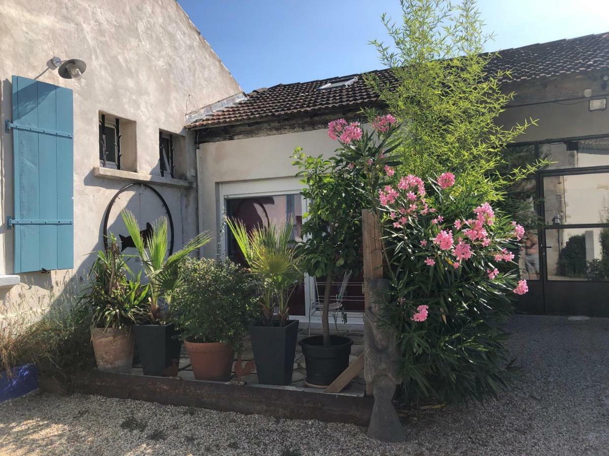 Le Luberon Des Artistes Villa Oppède Exteriör bild